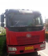 解放J6L 重型载货车 6X2 6.8米 大柴发动机 7.2